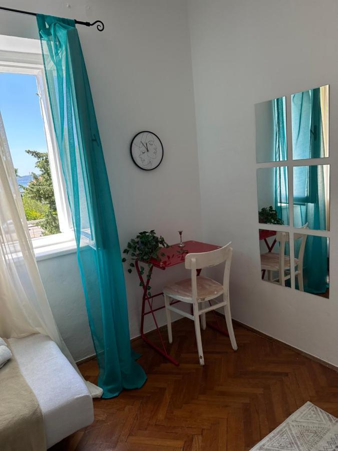 Cosy Family Apartment Marina Kastela Near Airport Exterior photo