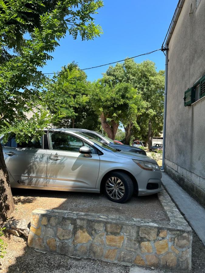 Cosy Family Apartment Marina Kastela Near Airport Exterior photo