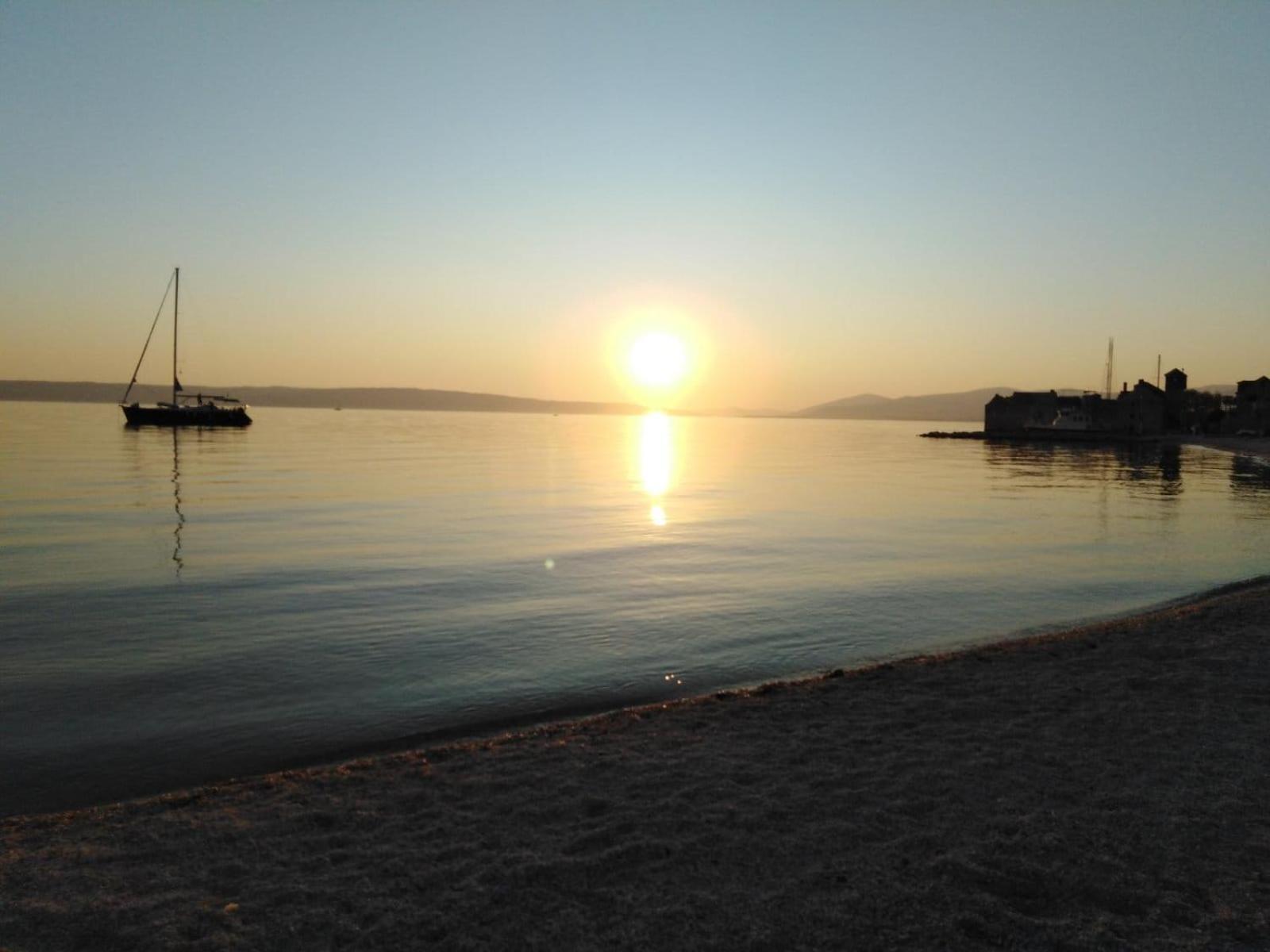 Cosy Family Apartment Marina Kastela Near Airport Exterior photo